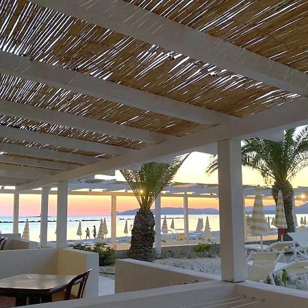 Lido Di Alghero Rooms On The Beach Exterior photo