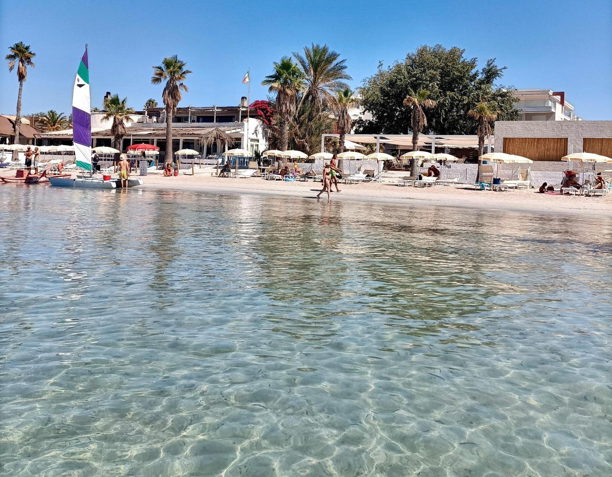 Lido Di Alghero Rooms On The Beach Exterior photo