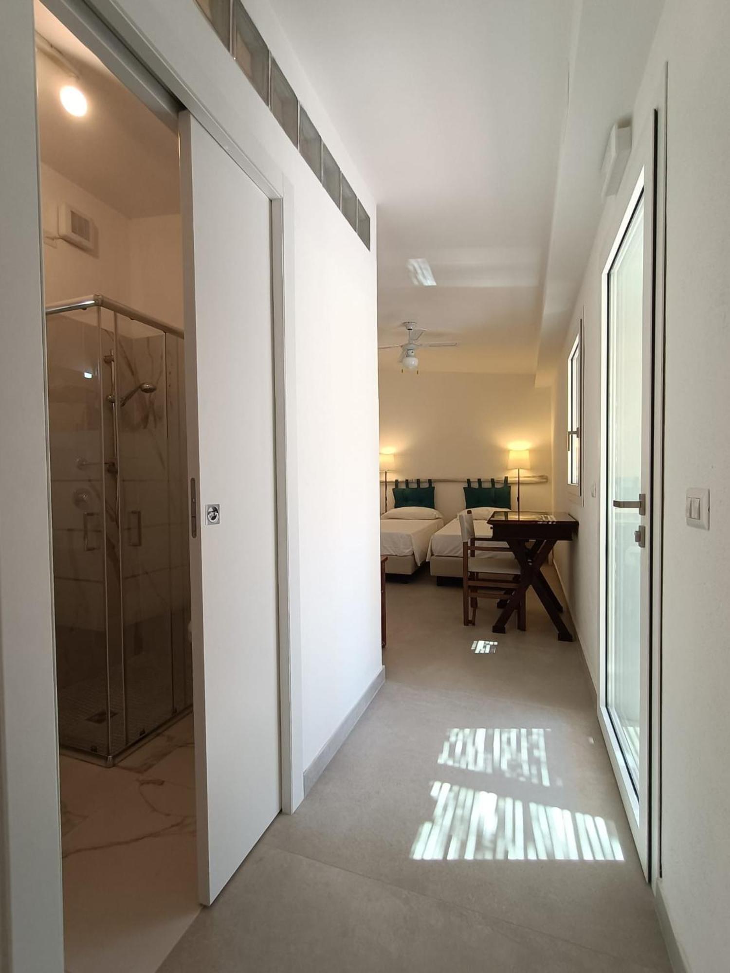 Lido Di Alghero Rooms On The Beach Exterior photo