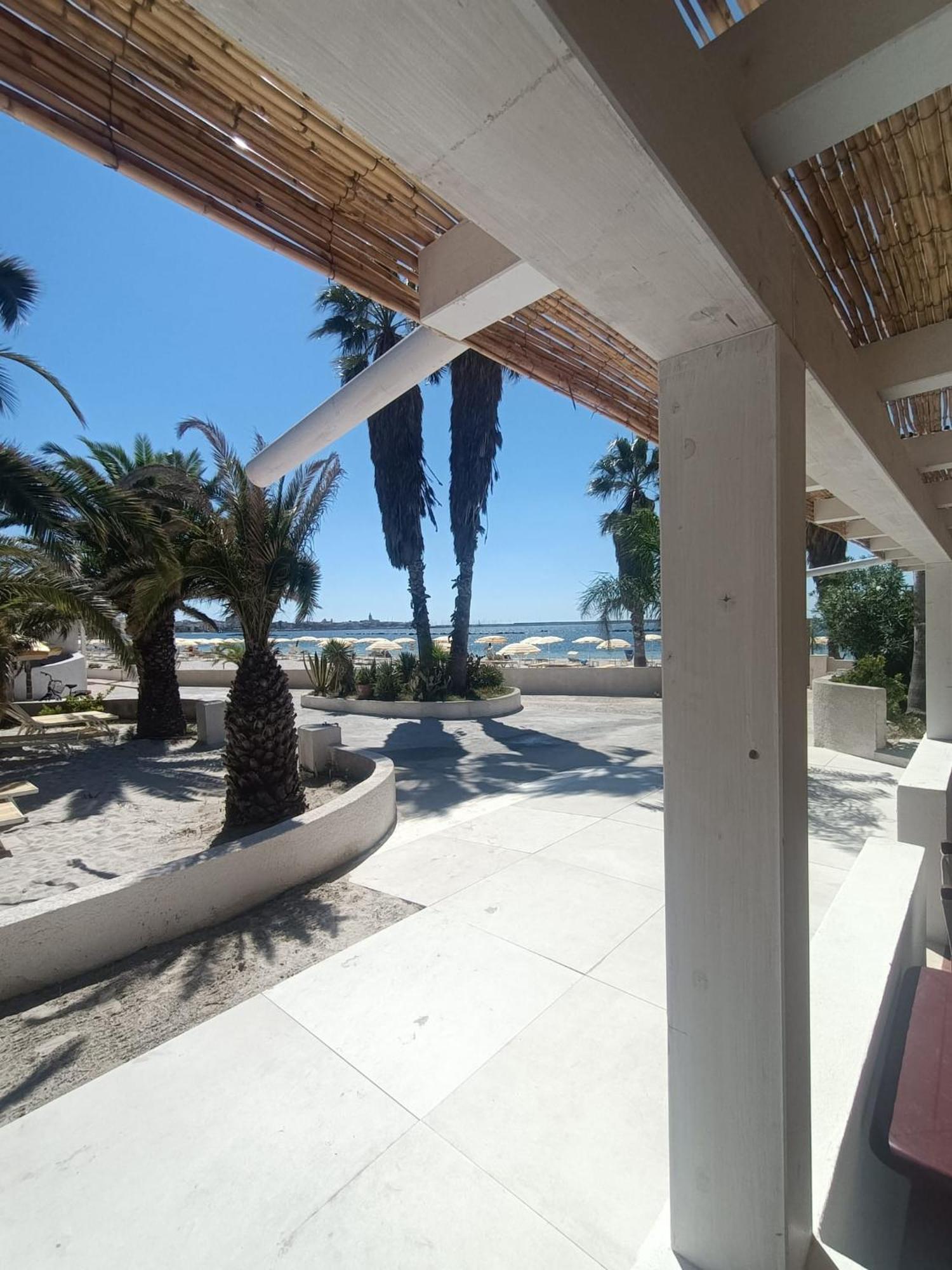 Lido Di Alghero Rooms On The Beach Exterior photo