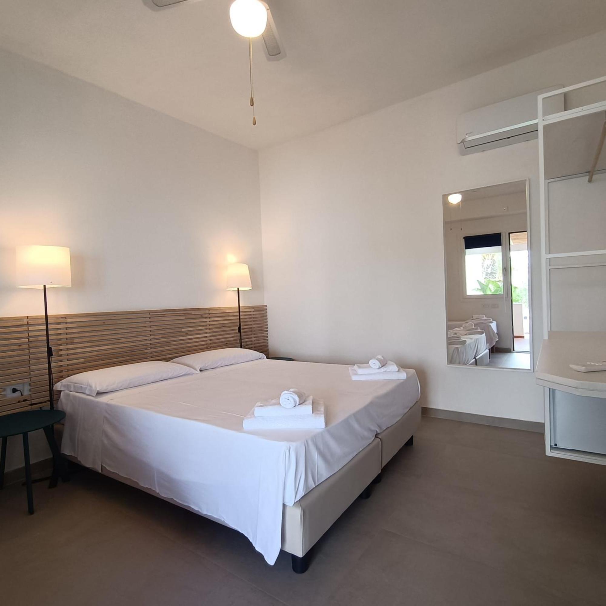 Lido Di Alghero Rooms On The Beach Exterior photo